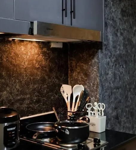 Apartment 1br Makati, Lush Residences M004 *