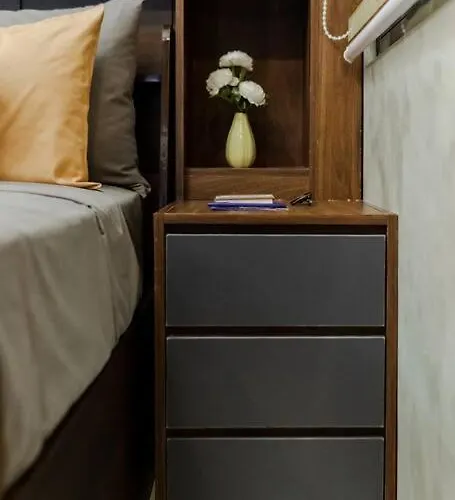 1br Makati, Lush Residences M004 Apartment