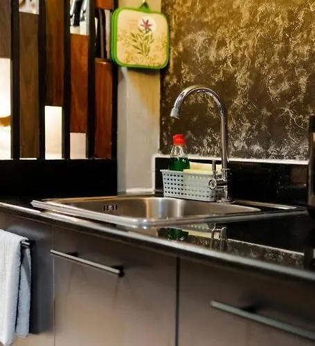 1br Makati, Lush Residences M004 Apartment
