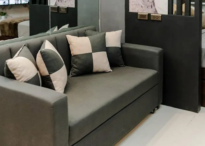1br Makati, Lush Residences M004 Apartment Manila